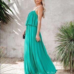 Lover & Friends Tiered Pleated Maxi Dress Teal S